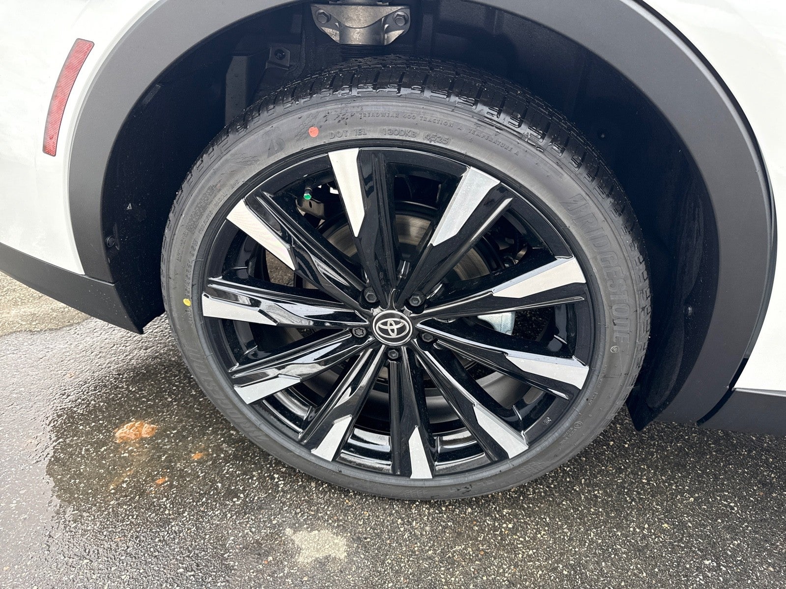 2026 Toyota Crown 4DR AWD PLATINUM