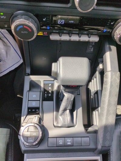 2026 Toyota 4Runner 4DR 4WD TRD OR PREMI