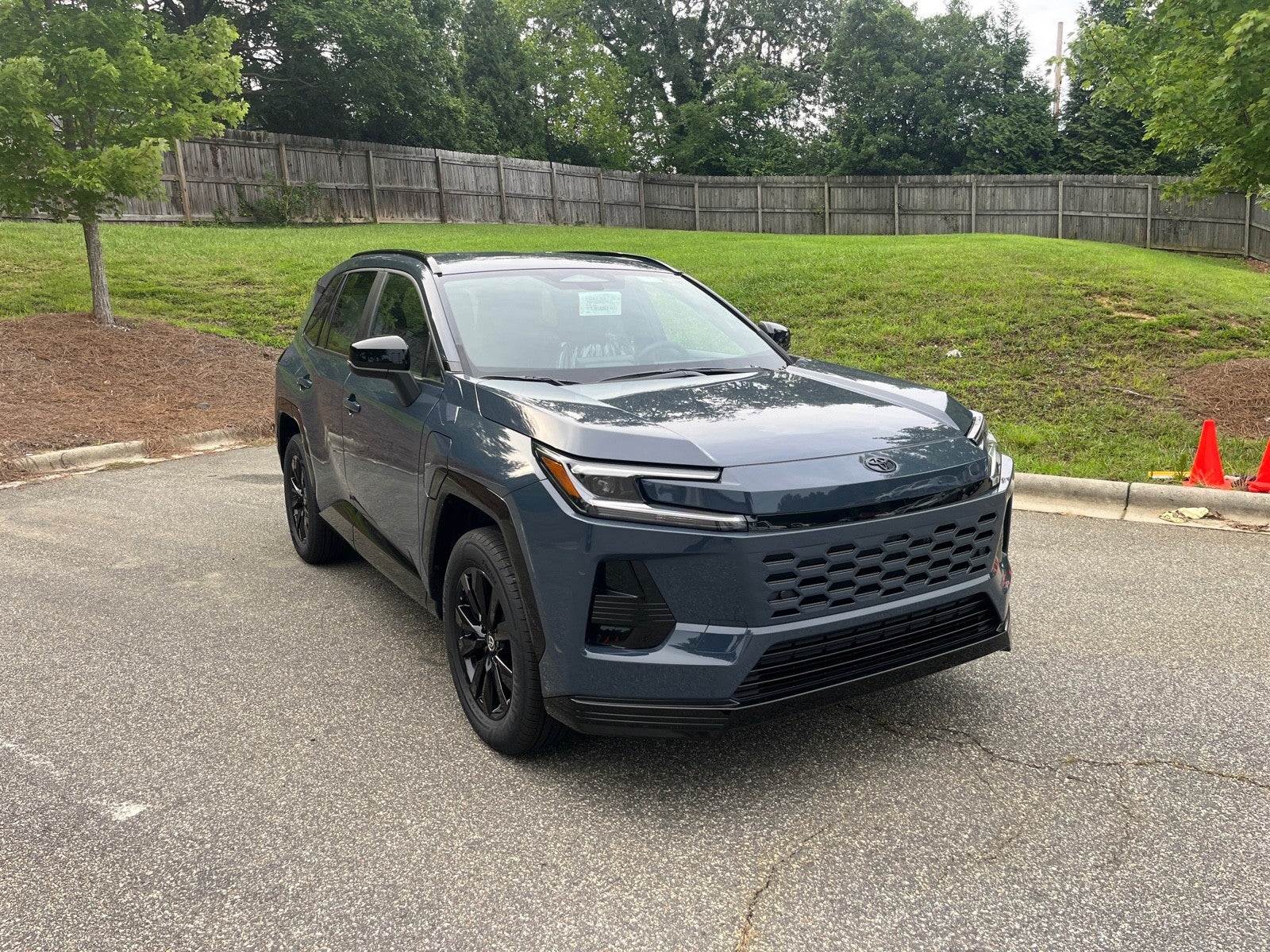 2026 Toyota RAV4 Plug-In Hybrid 4DR SE
