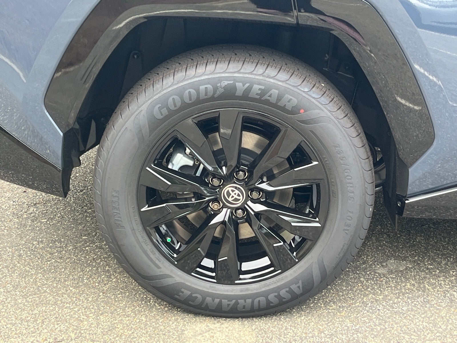 2026 Toyota RAV4 Plug-In Hybrid 4DR SE