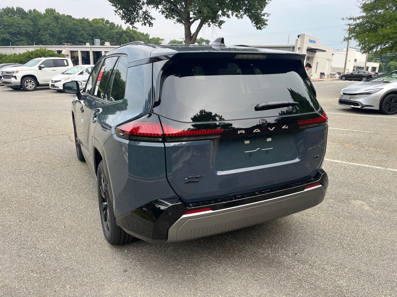 2026 Toyota RAV4 Plug-In Hybrid 4DR SE