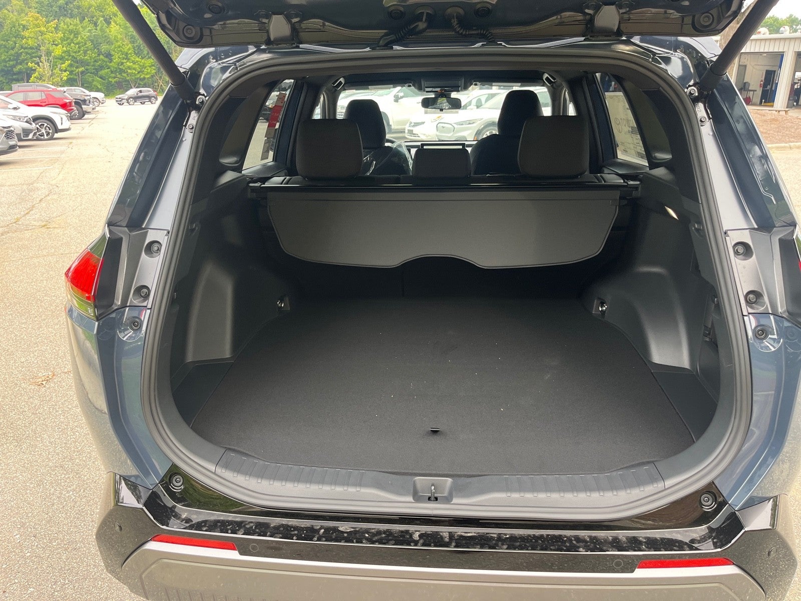 2026 Toyota RAV4 Plug-In Hybrid 4DR SE