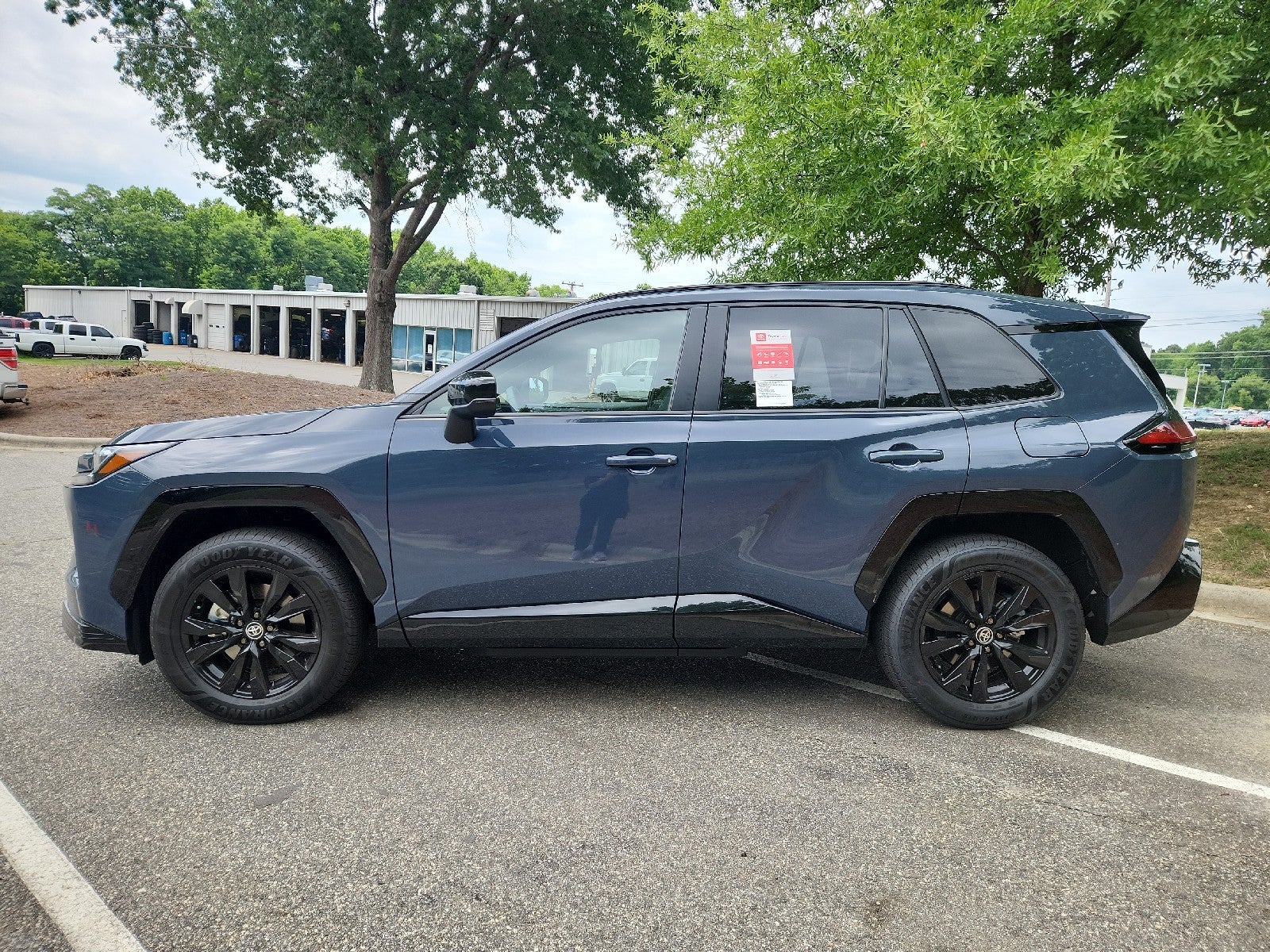 2026 Toyota RAV4 Plug-In Hybrid 4DR SE