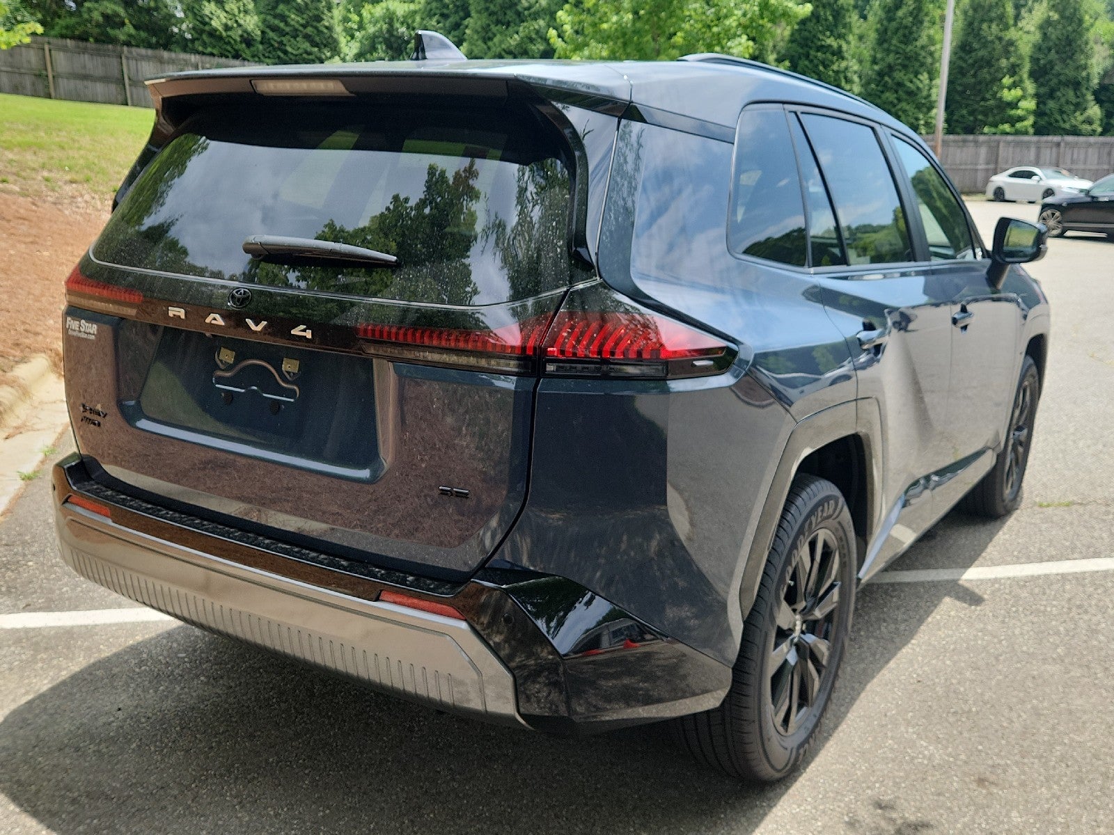 2026 Toyota RAV4 Plug-In Hybrid 4DR SE