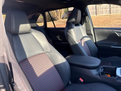 2025 Toyota RAV4 Plug-in Hybrid XSE