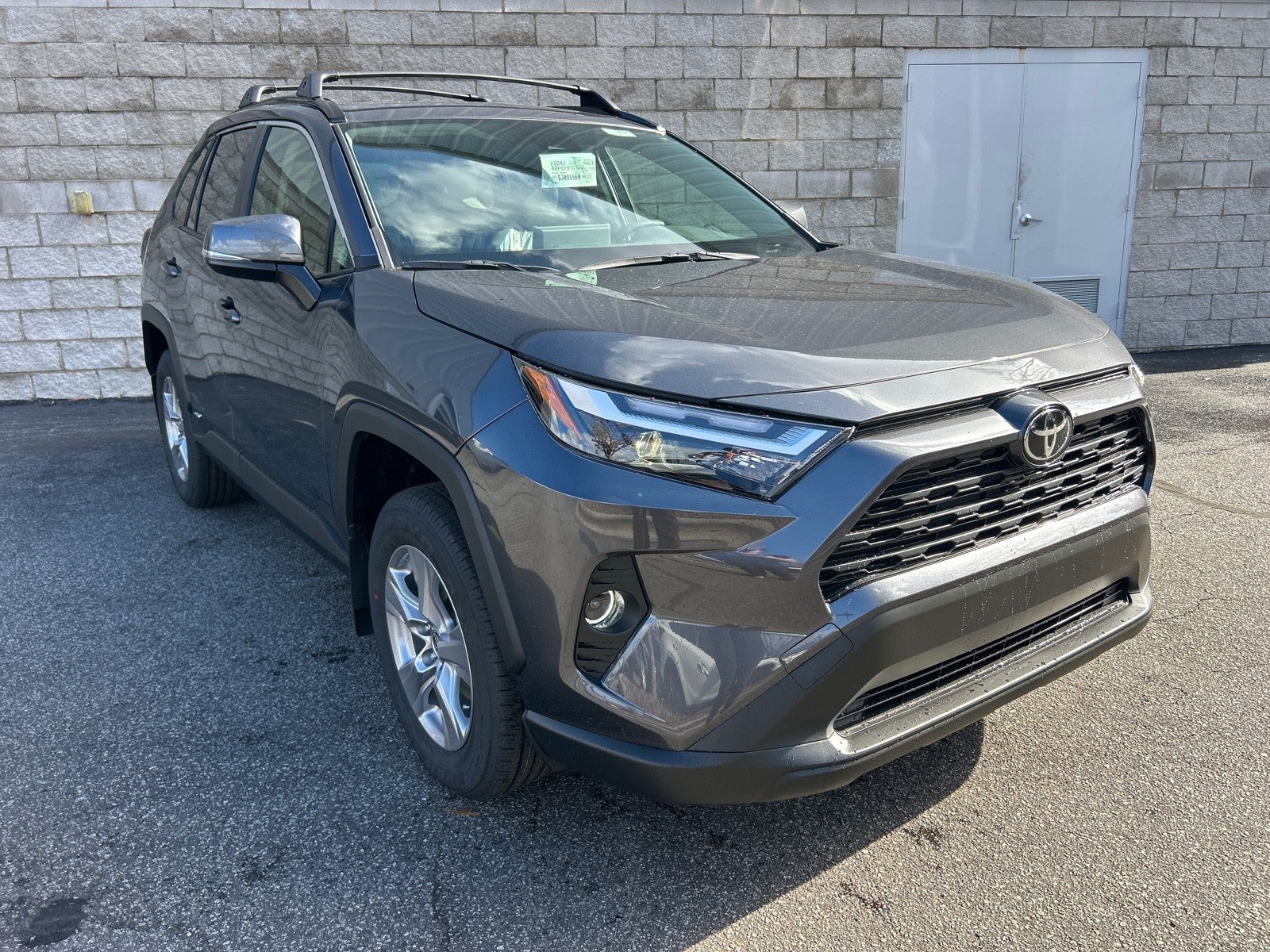 2025 Toyota RAV4 Hybrid Hybrid XLE
