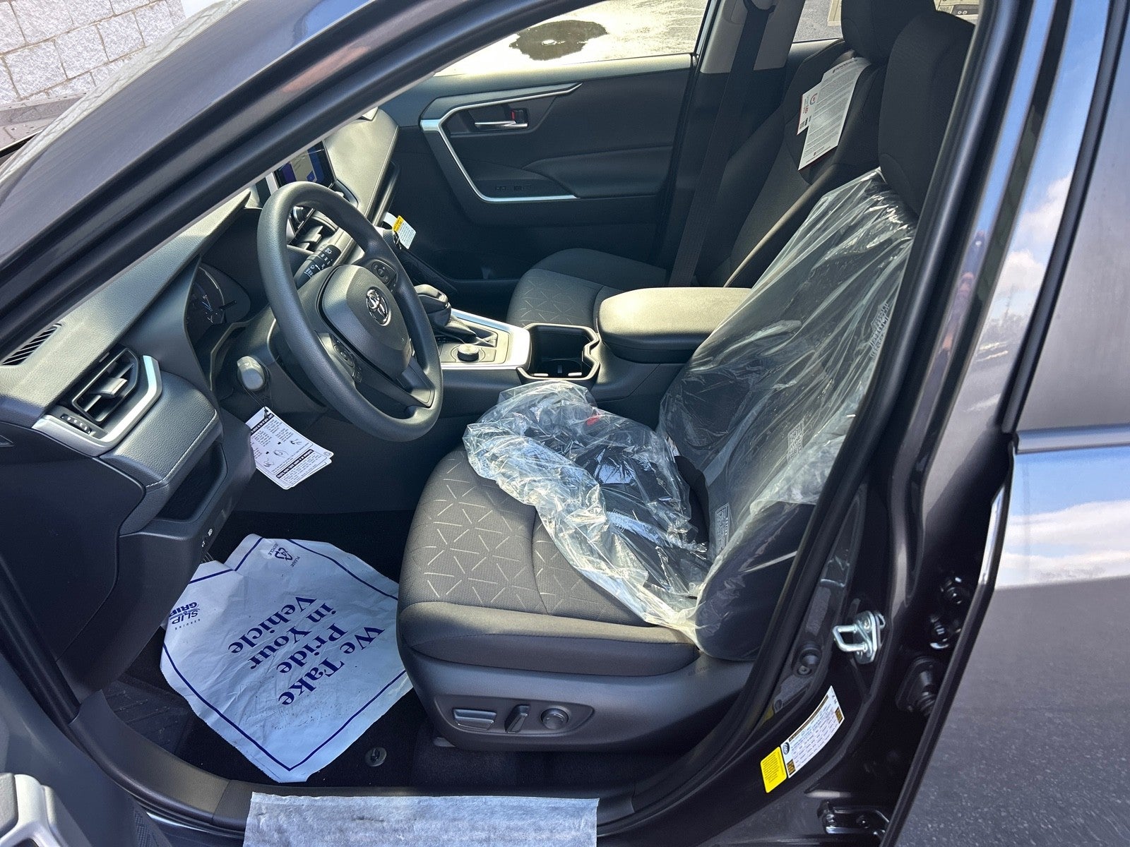 2025 Toyota RAV4 Hybrid Hybrid XLE