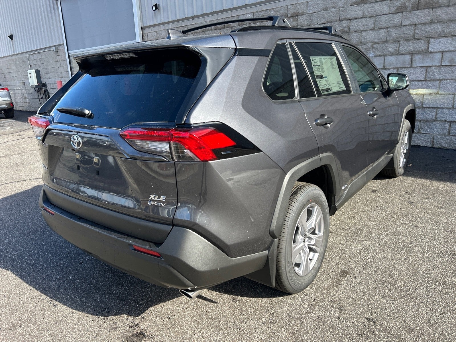 2025 Toyota RAV4 Hybrid Hybrid XLE