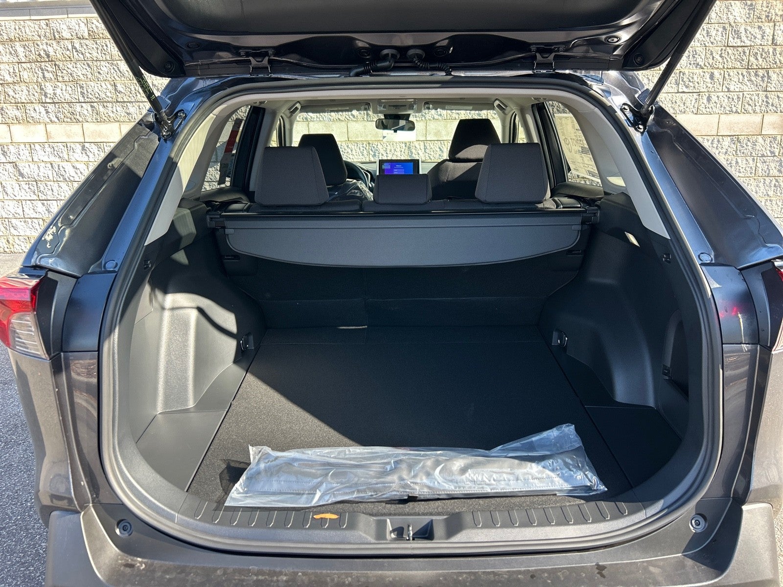 2025 Toyota RAV4 Hybrid Hybrid XLE