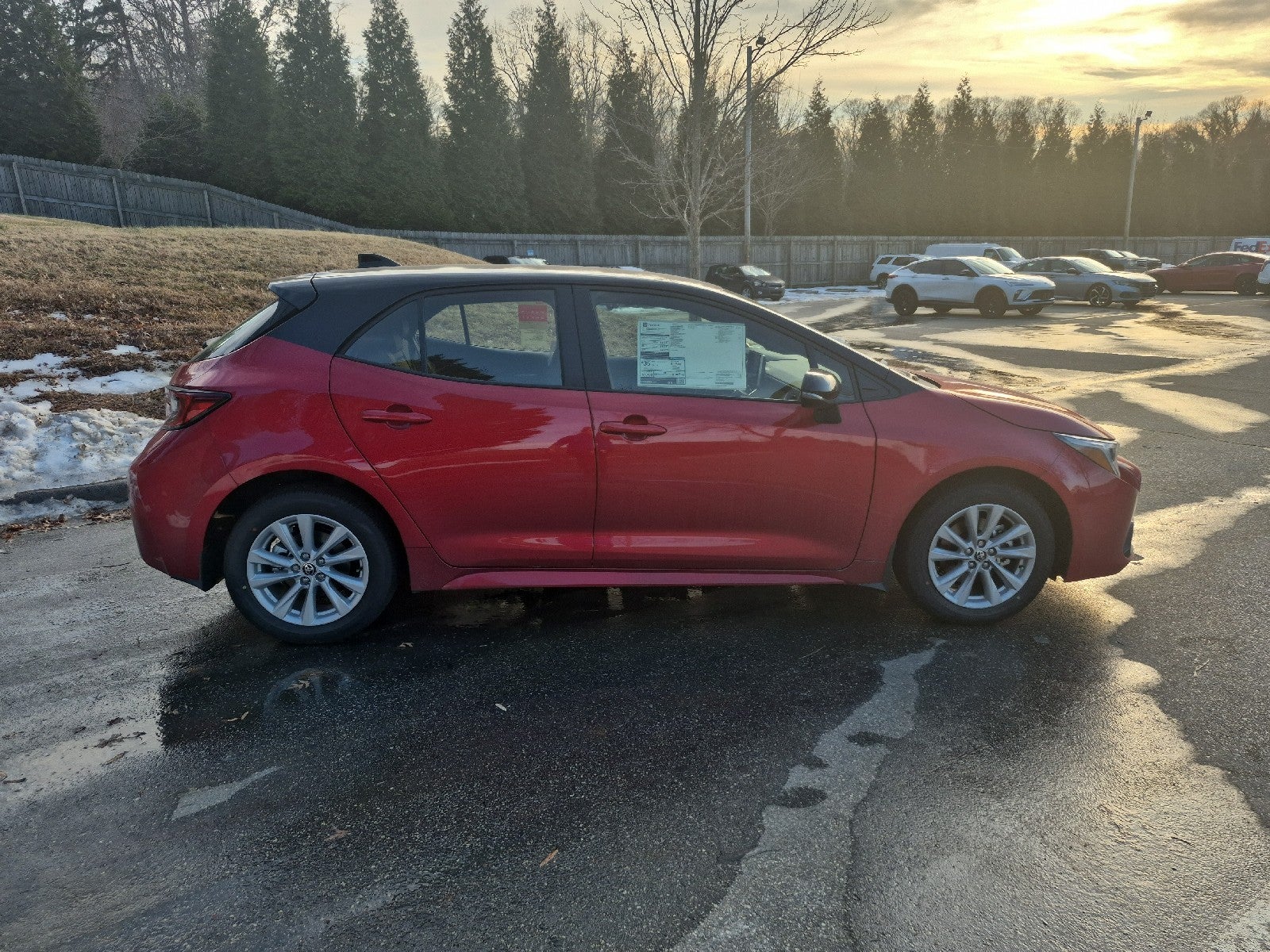 2026 Toyota Corolla Hatchback SE