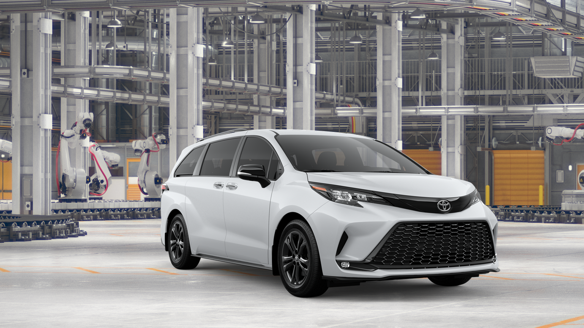 2026 Toyota Sienna XSE