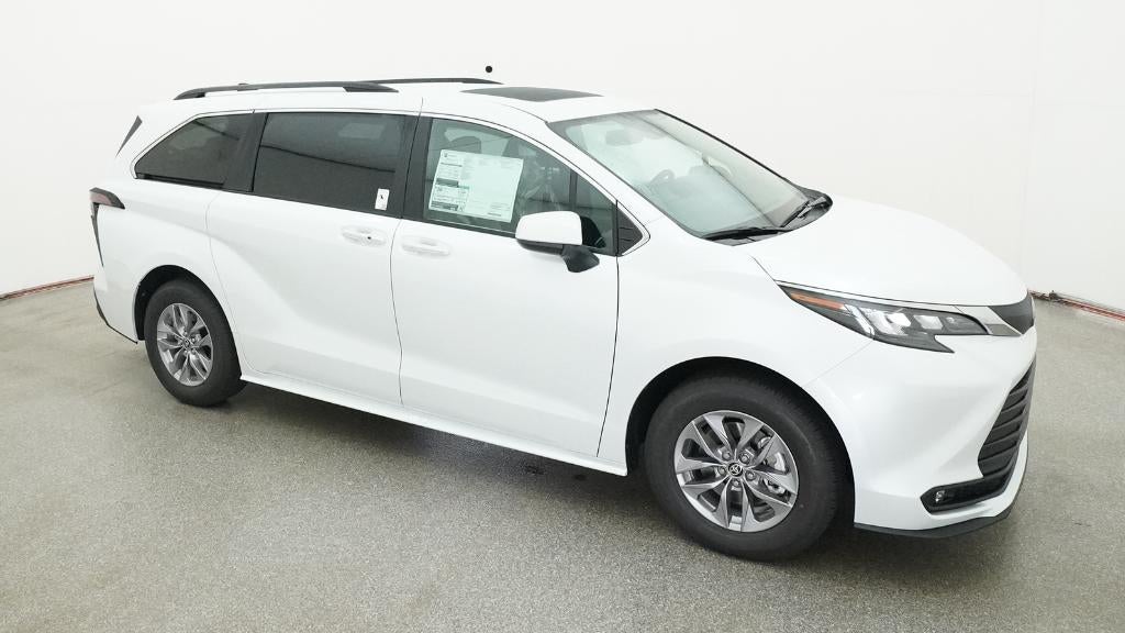 2026 Toyota Sienna XLE