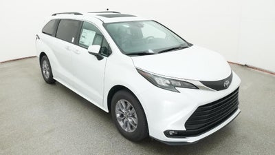 2026 Toyota Sienna XLE