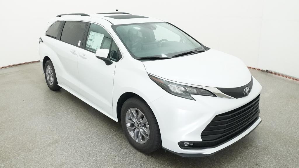 2026 Toyota Sienna XLE
