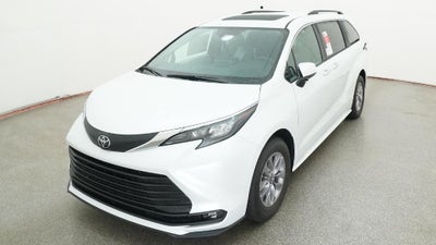 2026 Toyota Sienna XLE