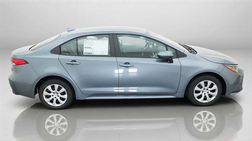 2027 Toyota Corolla LE