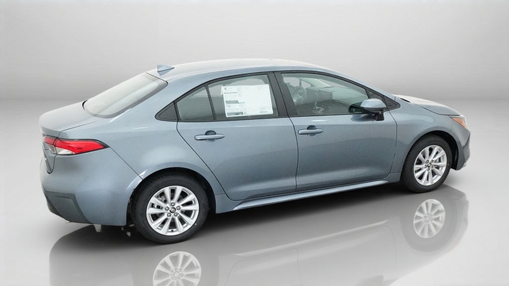 2027 Toyota Corolla LE