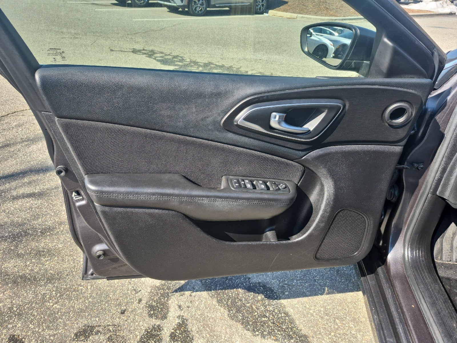 2015 Chrysler 200 LX