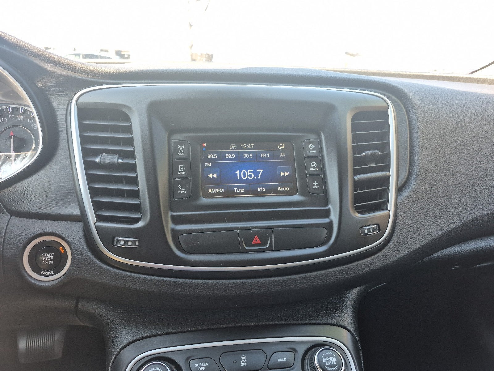 2015 Chrysler 200 LX