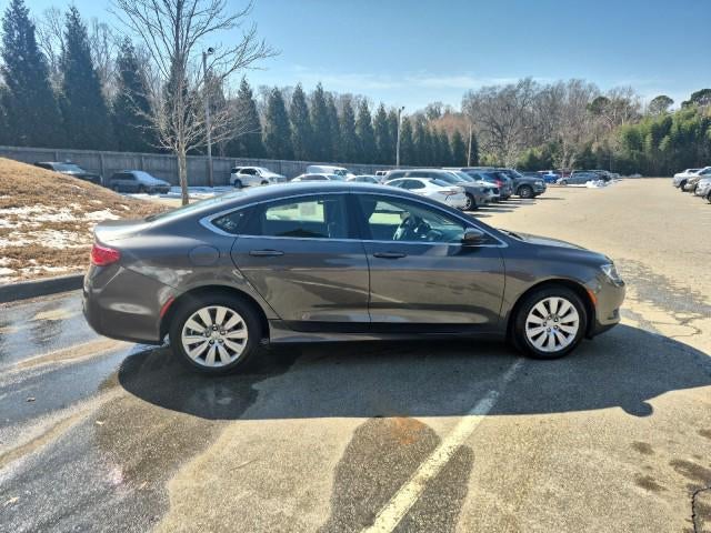 2015 Chrysler 200 LX