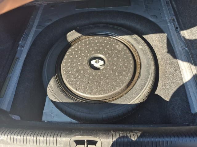 2015 Chrysler 200 LX