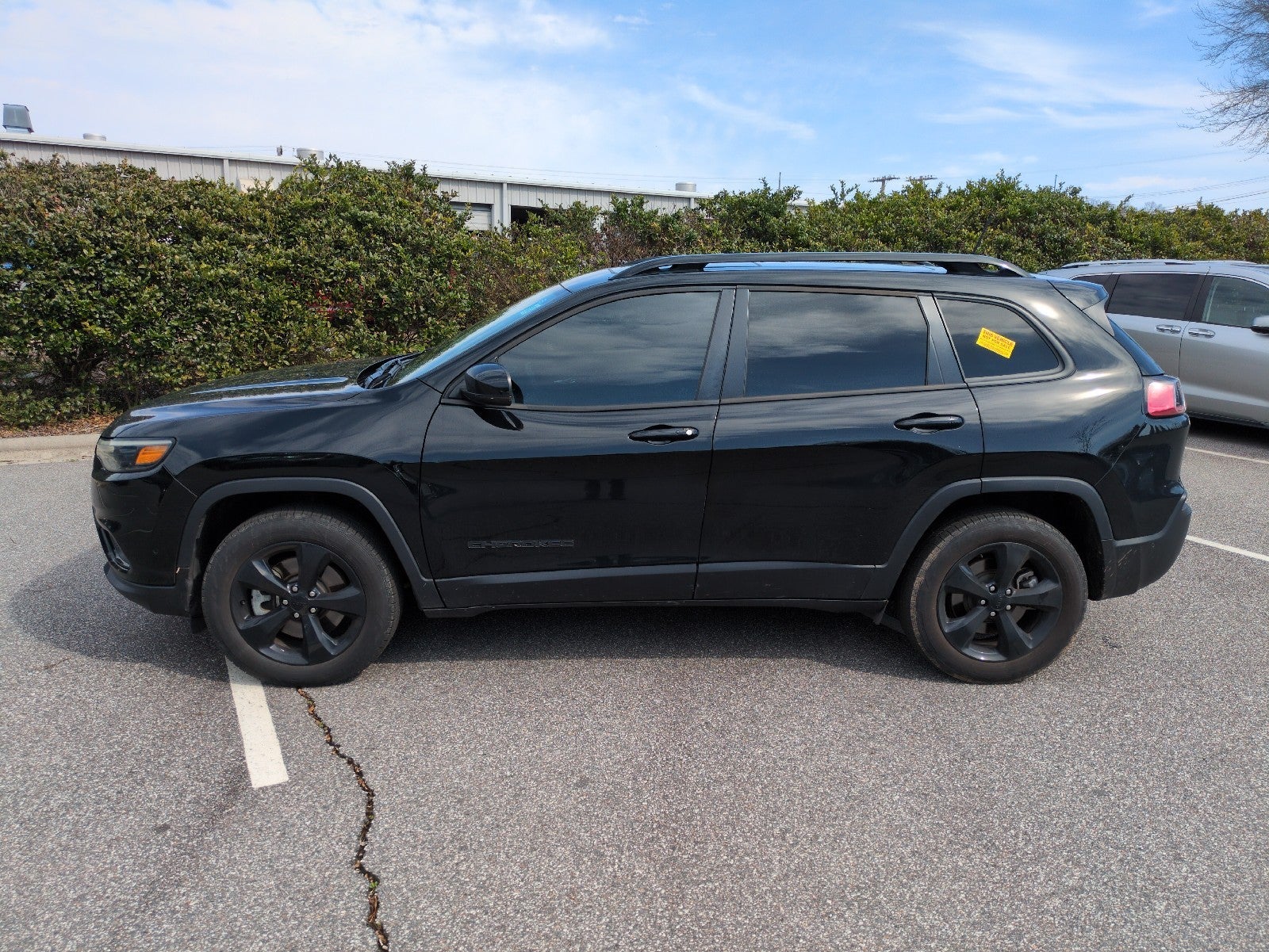 2023 Jeep Cherokee Altitude Lux