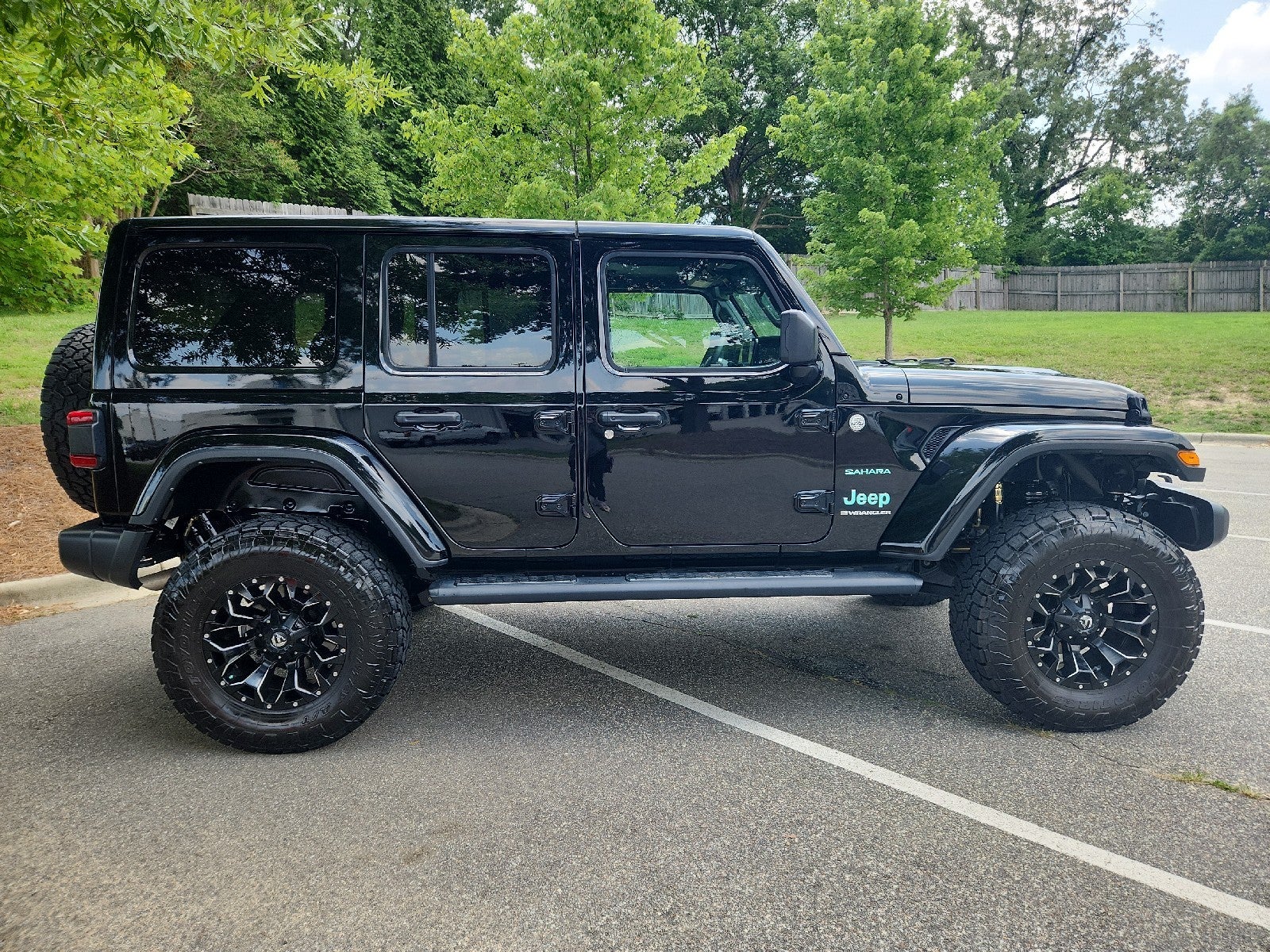 2024 Jeep Wrangler Sahara