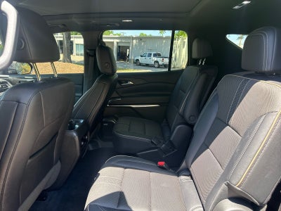 2025 Chevrolet Traverse FWD High Country