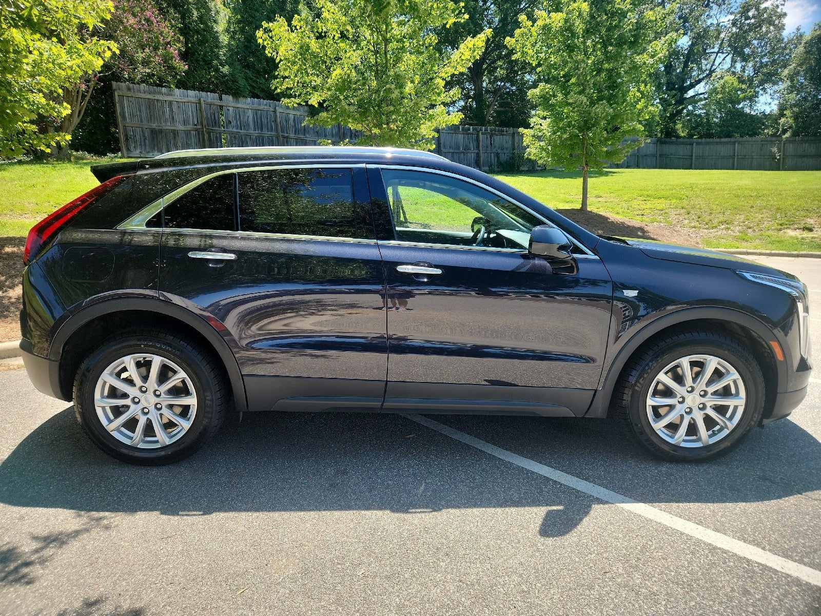 2023 Cadillac XT4 AWD Luxury