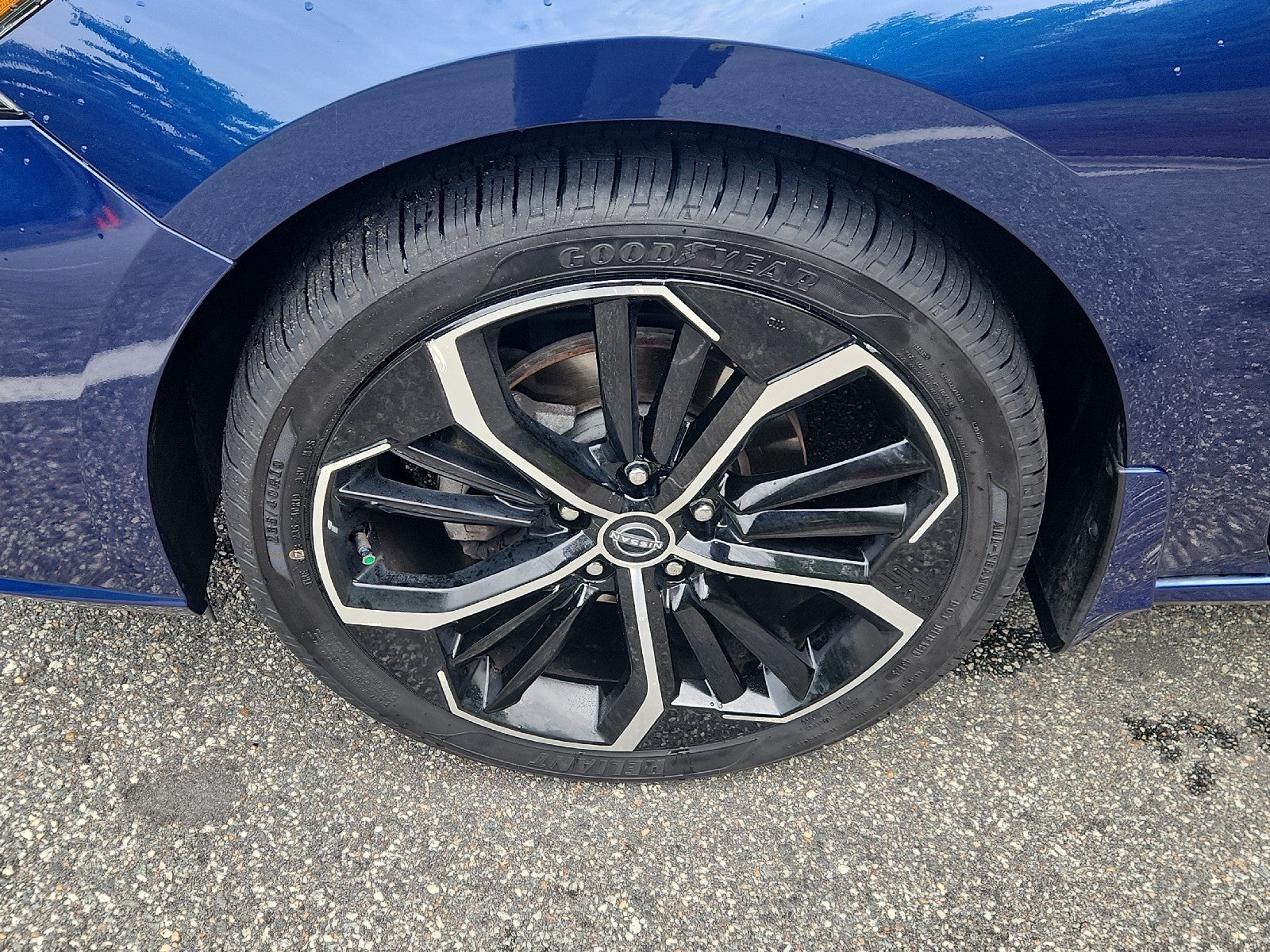 2023 Nissan Altima 2.5 SR