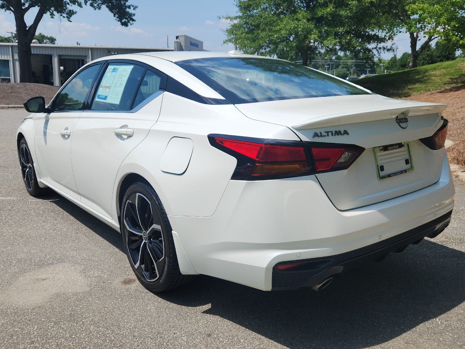 2024 Nissan Altima 2.5 SR