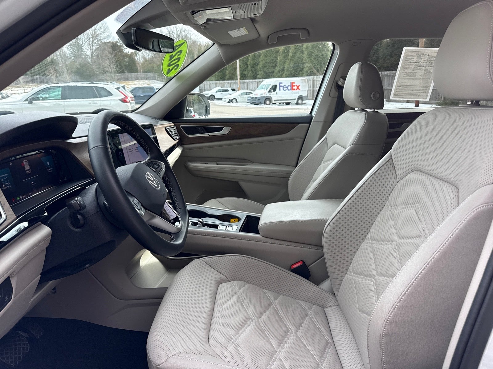 2024 Volkswagen Atlas 2.0T SE