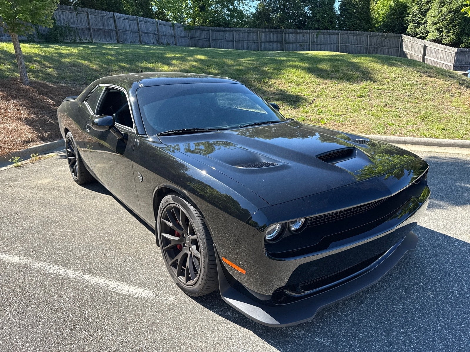 2016 Dodge Challenger SRT Hellcat's photo