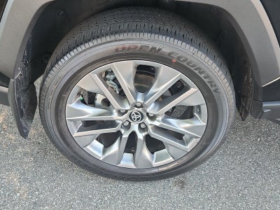 2024 Toyota RAV4 XLE Premium