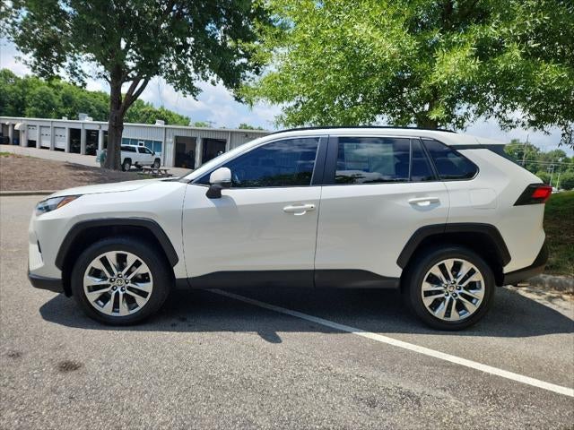 2022 Toyota RAV4 XLE Premium