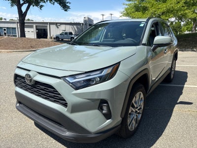 2023 Toyota RAV4 XLE Premium