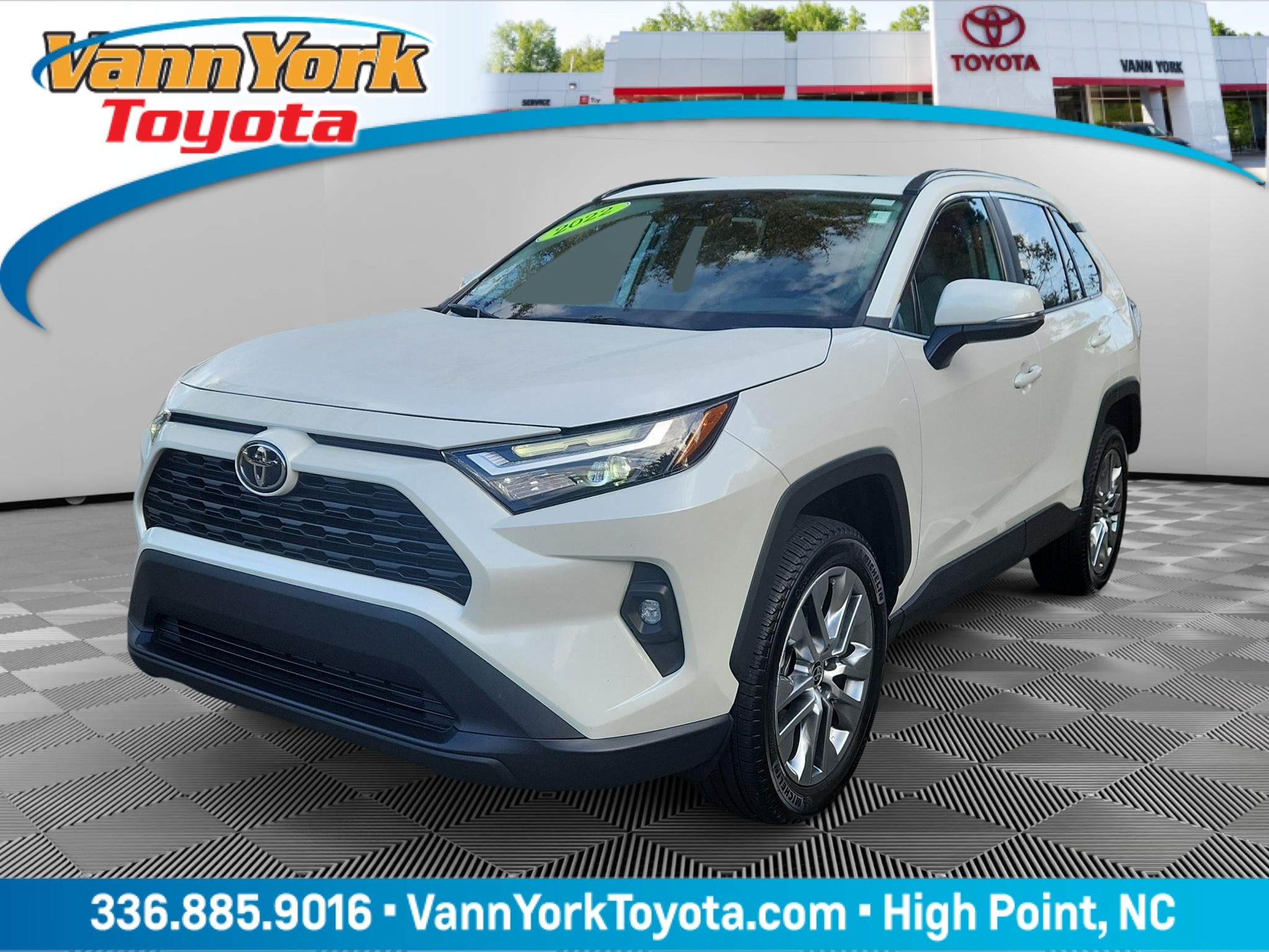 2022 Toyota RAV4 XLE Premium