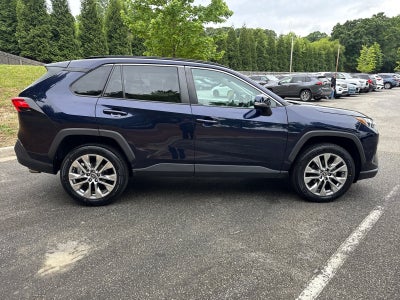 2022 Toyota RAV4 XLE Premium