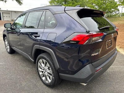 2022 Toyota RAV4 XLE Premium