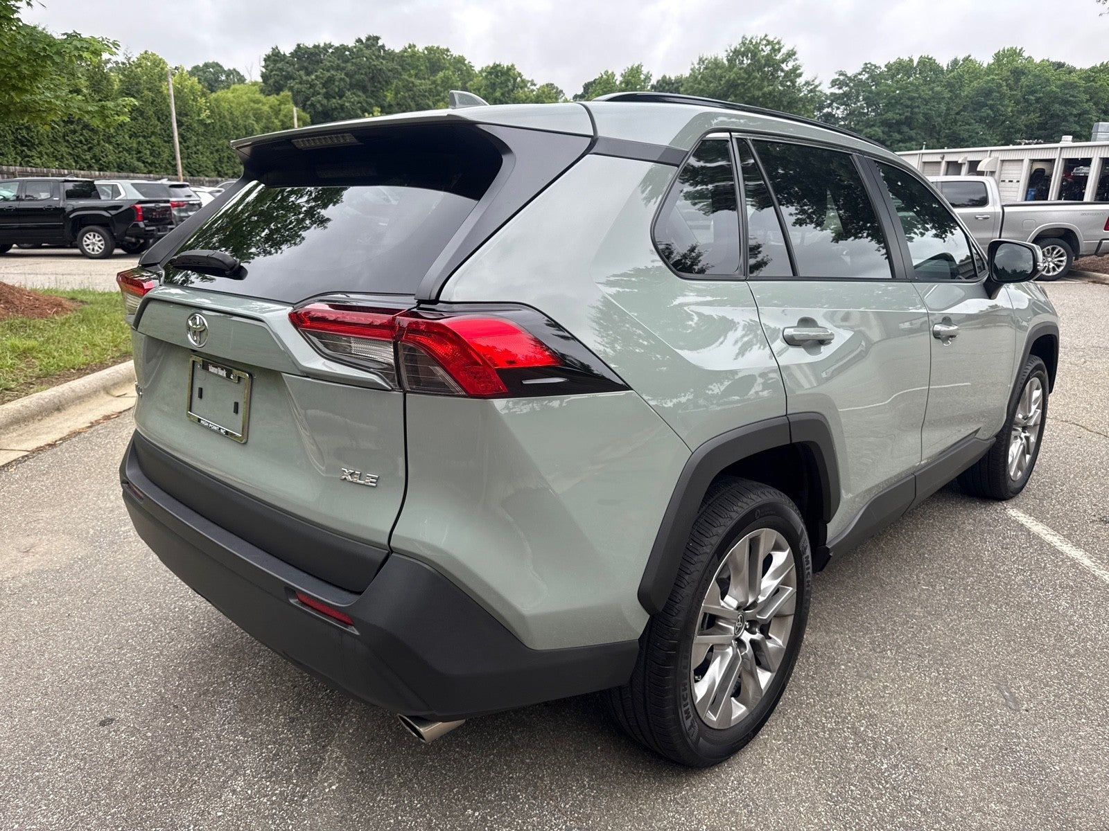 2023 Toyota RAV4 XLE Premium