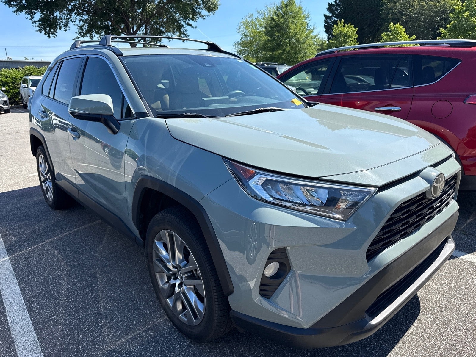 2019 Toyota RAV4 XLE Premium FWD's photo