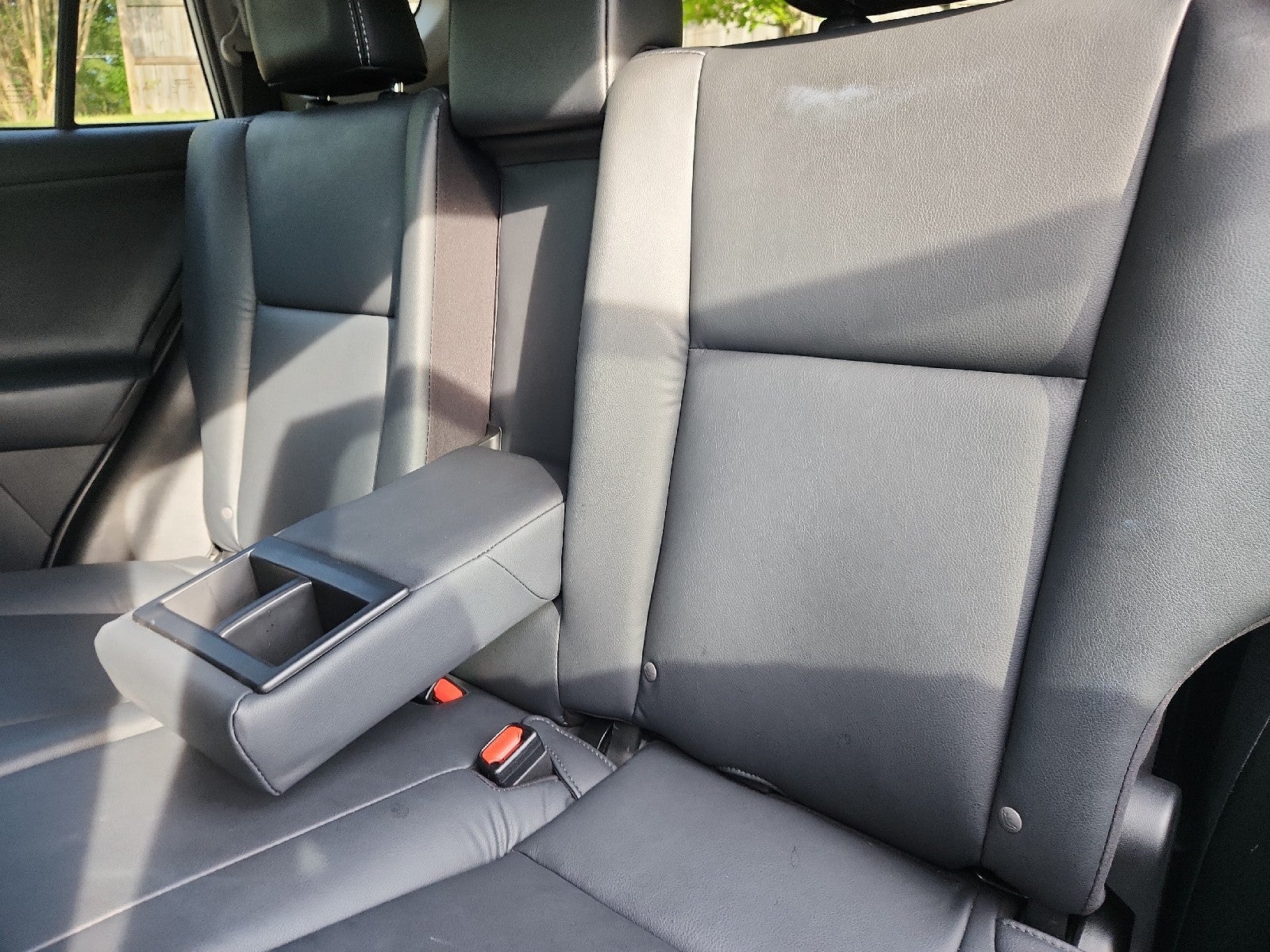 2017 Toyota RAV4 Platinum