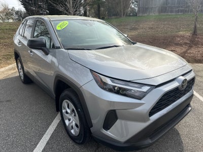 2025 Toyota RAV4 LE