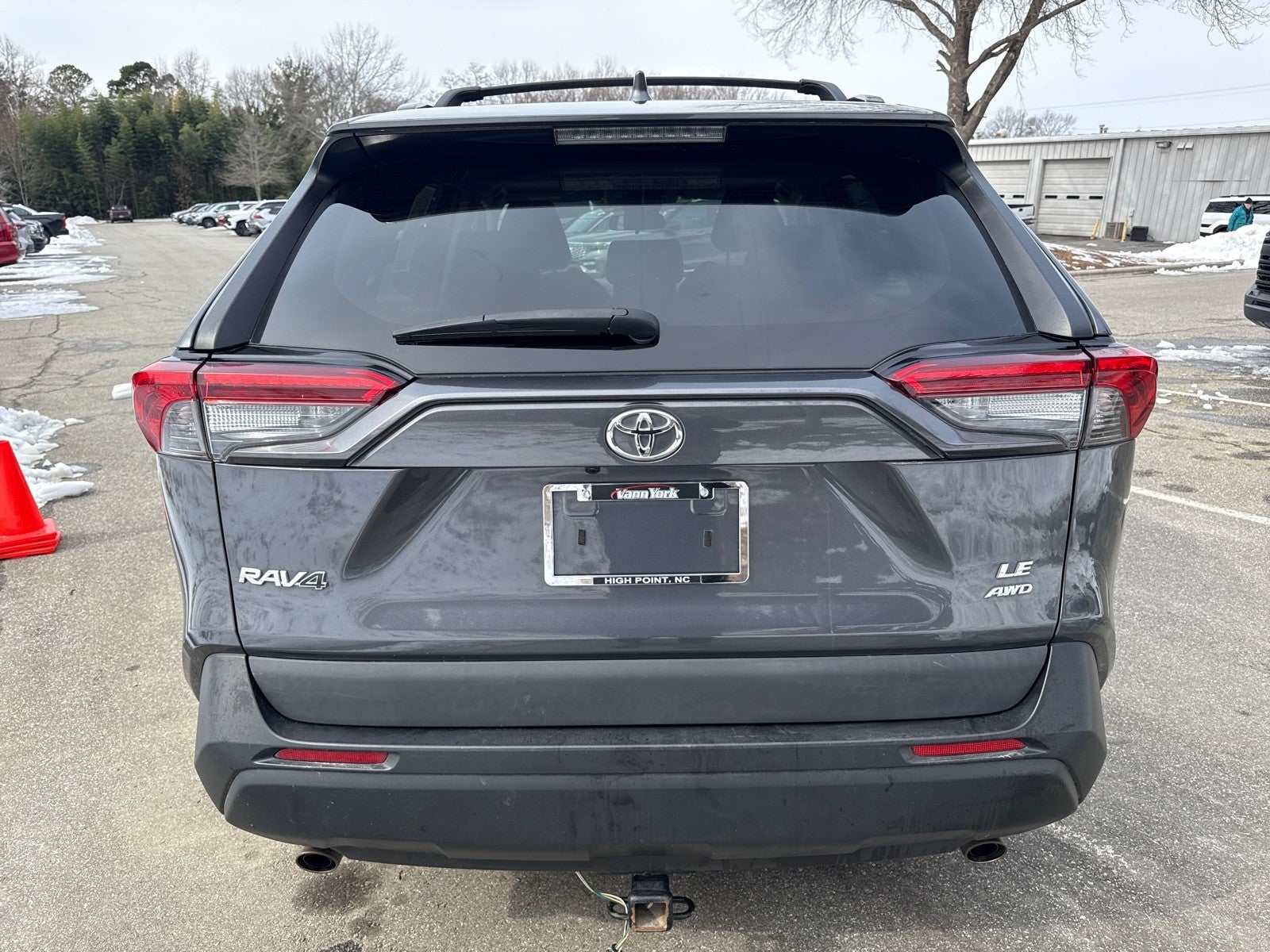 2020 Toyota RAV4 LE