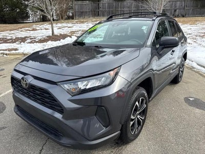2020 Toyota RAV4 LE