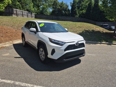 2025 Toyota RAV4 LE