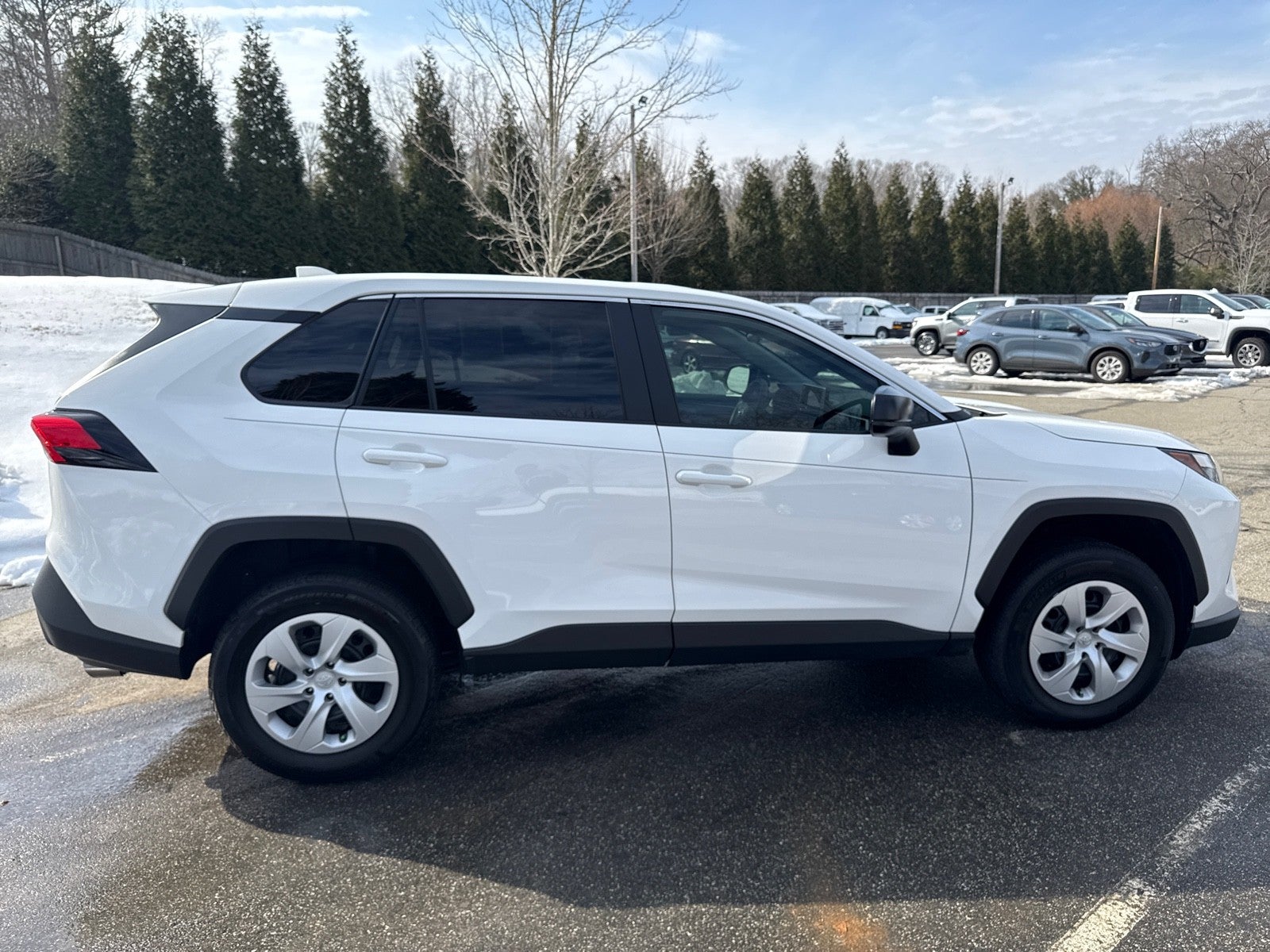 2025 Toyota RAV4 LE