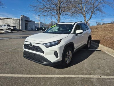 2023 Toyota RAV4 XLE
