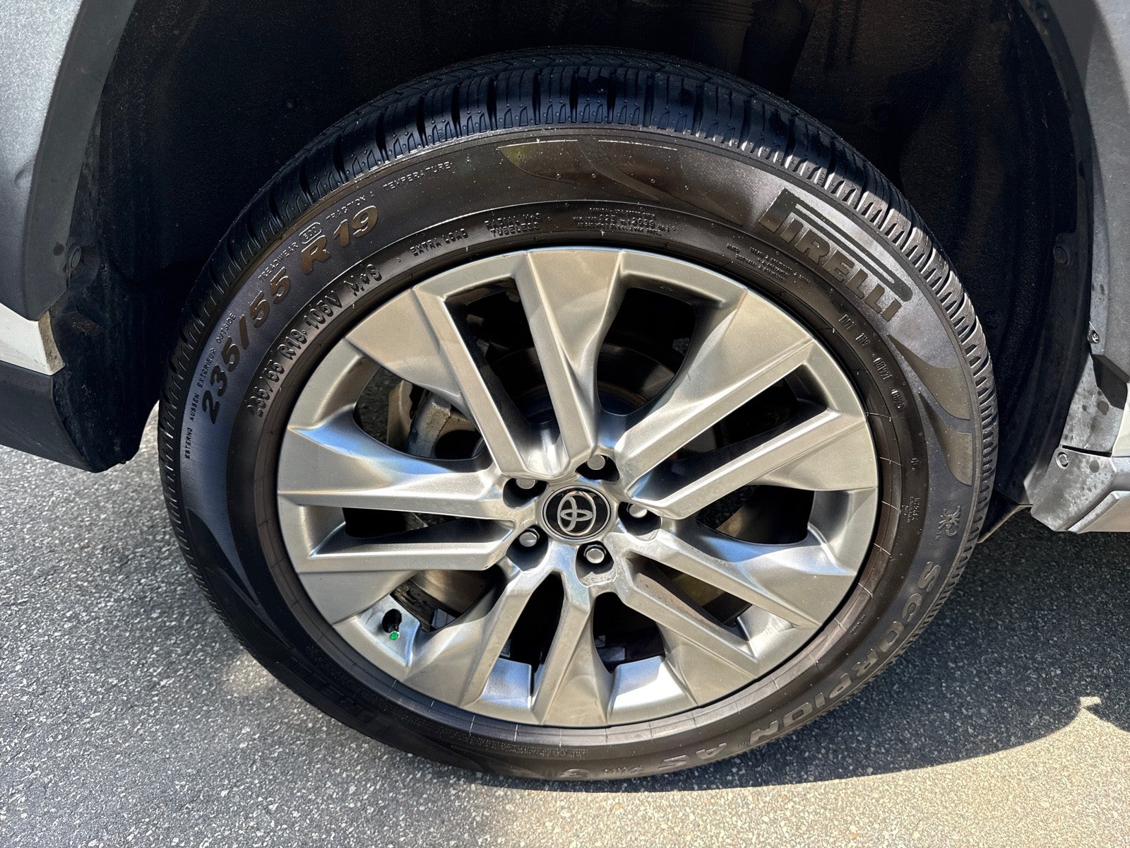 2023 Toyota RAV4 Limited