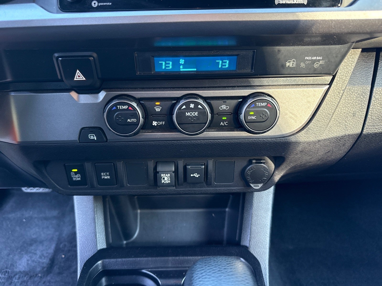 2022 Toyota Tacoma 2WD SR5